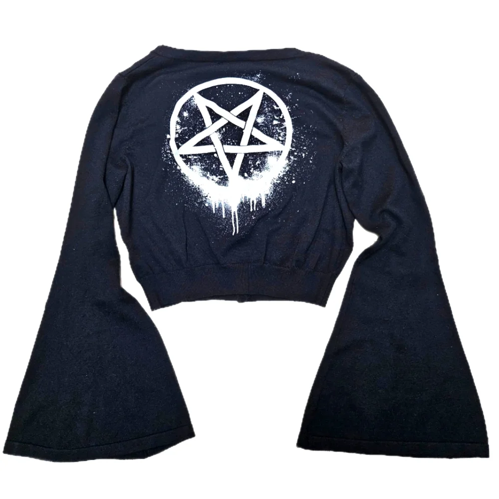 Vintage RARE witchy goth TOO FAST coffin and pentagram button crop cardigan
